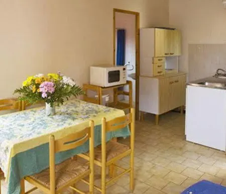 Thalassa Aparthotel Calvi (Corsica)