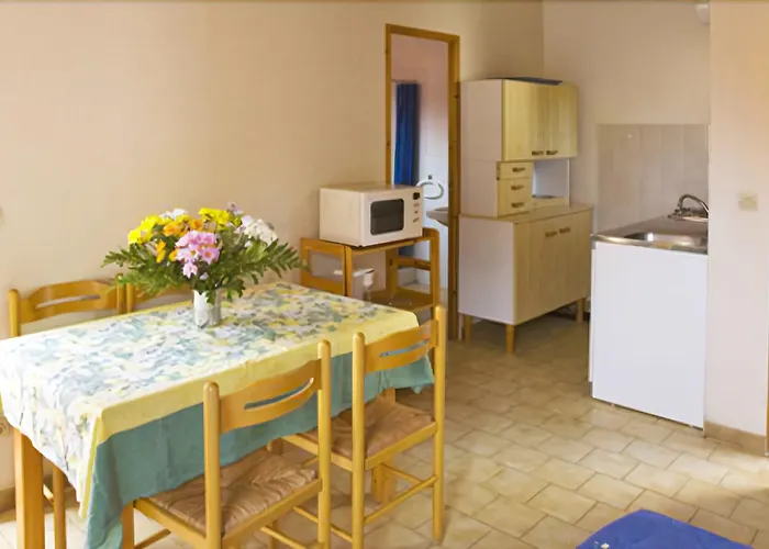 Thalassa Aparthotel 3*
