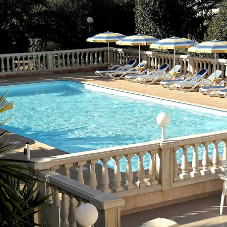 Thalassa 아파트호텔